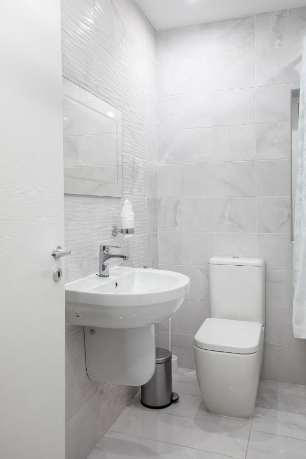 Sea View Apartment 2 Bedrooms 2 Bathrooms, 2 Minutes Away From The Sea Saint Julian's Exteriér fotografie