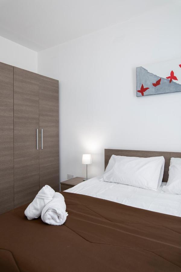 Sea View Apartment 2 Bedrooms 2 Bathrooms, 2 Minutes Away From The Sea Saint Julian's Exteriér fotografie