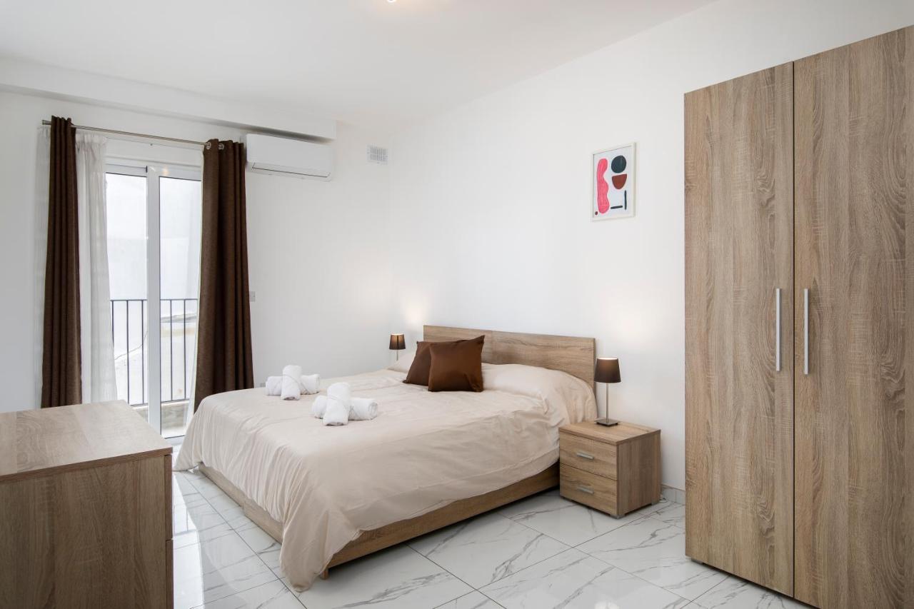 Sea View Apartment 2 Bedrooms 2 Bathrooms, 2 Minutes Away From The Sea Saint Julian's Exteriér fotografie