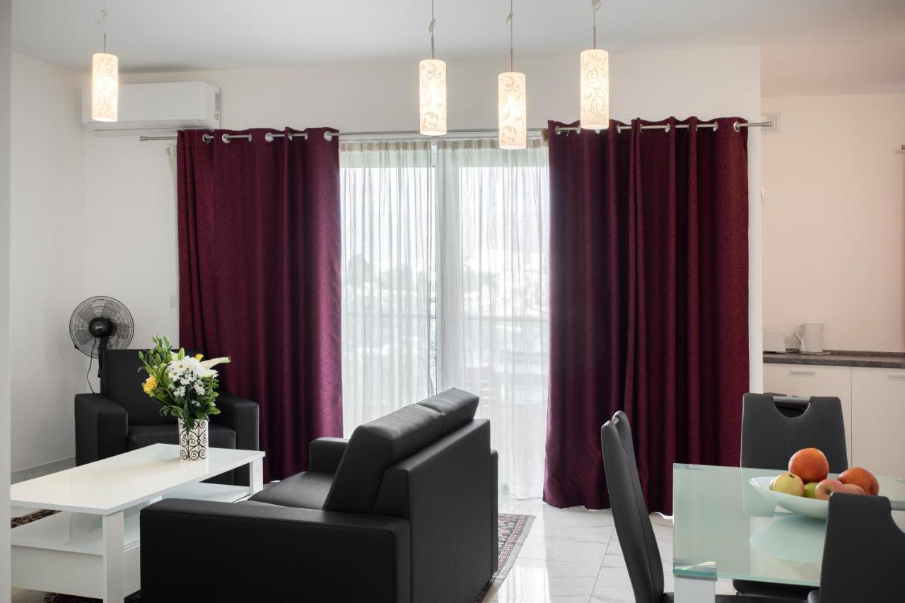 Sea View Apartment 2 Bedrooms 2 Bathrooms, 2 Minutes Away From The Sea Saint Julian's Exteriér fotografie